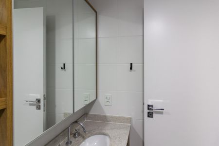 Studio à venda com 28m², 1 quarto e sem vaga Studio à venda com 28m², 1 quarto e sem vagaBanheiro