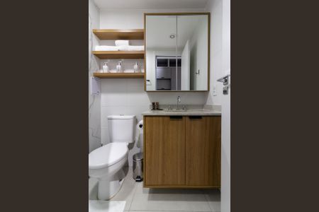 Studio à venda com 28m², 1 quarto e sem vaga Studio à venda com 28m², 1 quarto e sem vagaBanheiro