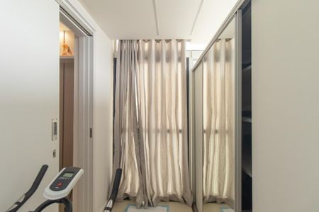 Apartamento para alugar com 64m², 2 quartos e 1 vaga Apartamento para alugar com 64m², 2 quartos e 1 vagaCloset