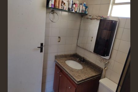 Apartamento à venda com 75m², 3 quartos e 1 vagaBanheiro 