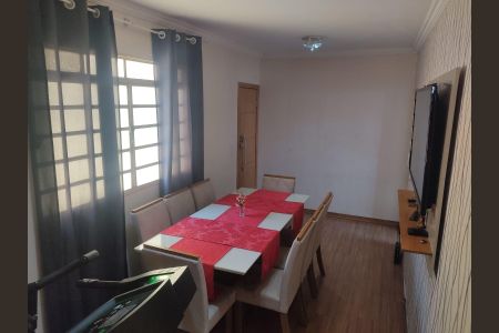 Apartamento à venda com 75m², 3 quartos e 1 vagaSala