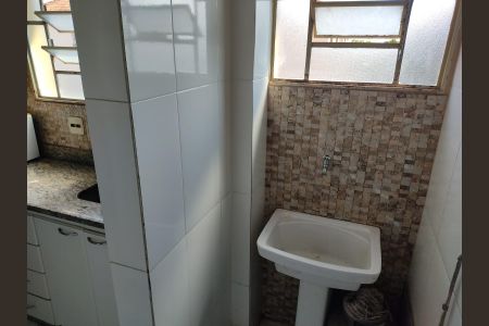 Apartamento à venda com 75m², 3 quartos e 1 vagaÁrea de Serviço