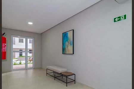 Apartamento à venda com 35m², 2 quartos e sem vagaÁrea comum