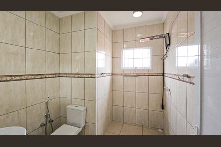 Casa à venda com 172m², 2 quartos e 2 vagas Casa à venda com 172m², 2 quartos e 2 vagasBanheiro da suíte 2