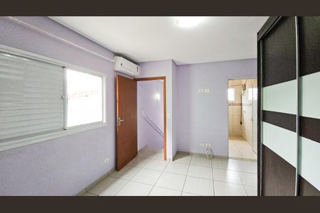 Casa à venda com 172m², 2 quartos e 2 vagas Casa à venda com 172m², 2 quartos e 2 vagasSuíte 2
