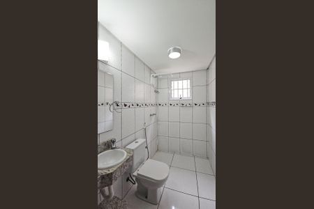 Casa à venda com 172m², 2 quartos e 2 vagas Casa à venda com 172m², 2 quartos e 2 vagasBanheiro da suíte 1