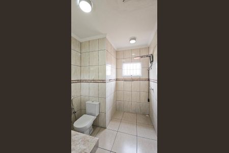 Casa à venda com 172m², 2 quartos e 2 vagas Casa à venda com 172m², 2 quartos e 2 vagasBanheiro da suíte 2