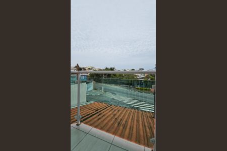 Casa à venda com 172m², 2 quartos e 2 vagas Casa à venda com 172m², 2 quartos e 2 vagasSacada