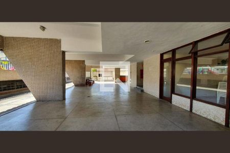 Apartamento à venda com 75m², 2 quartos e 1 vagaÁrea comum - Playground