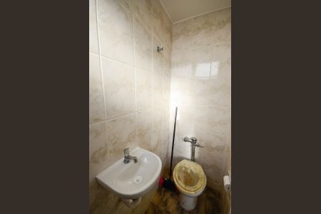 Apartamento à venda com 75m², 2 quartos e 1 vagaBanheiro de Serviço