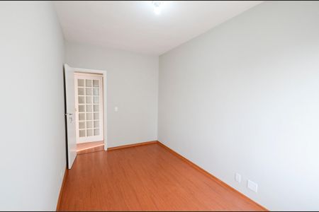Apartamento à venda com 75m², 2 quartos e 1 vagaQuarto 2
