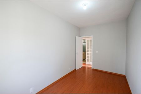 Apartamento à venda com 75m², 2 quartos e 1 vagaQuarto 2