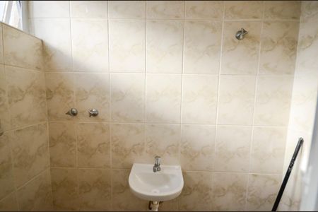 Apartamento à venda com 75m², 2 quartos e 1 vagaBanheiro de Serviço