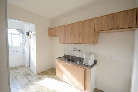 Apartamento à venda com 75m², 2 quartos e 1 vagaCozinha