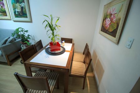 Apartamento à venda com 78m², 2 quartos e sem vagaSala