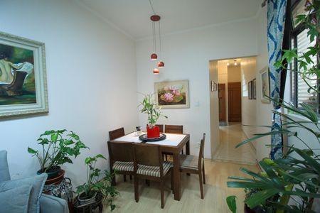 Apartamento à venda com 78m², 2 quartos e sem vagaSala