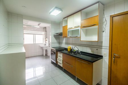 Apartamento para alugar com 139m², 3 quartos e 2 vagas Apartamento para alugar com 139m², 3 quartos e 2 vagasCozinha