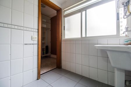 Apartamento para alugar com 139m², 3 quartos e 2 vagas Apartamento para alugar com 139m², 3 quartos e 2 vagasÁrea de Serviço