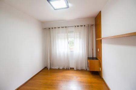 Apartamento para alugar com 139m², 3 quartos e 2 vagas Apartamento para alugar com 139m², 3 quartos e 2 vagasSuíte 1