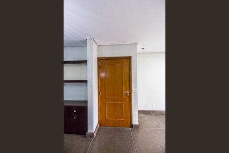 Apartamento para alugar com 139m², 3 quartos e 2 vagas Apartamento para alugar com 139m², 3 quartos e 2 vagasSala