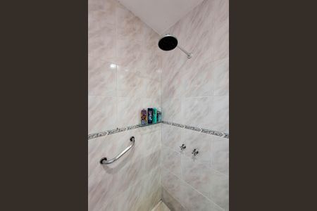 Casa de condomínio à venda com 483m², 7 quartos e 4 vagasBanheiro da Suíte 2