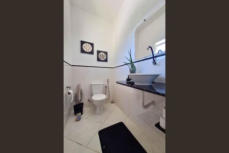 Casa de condomínio à venda com 483m², 7 quartos e 4 vagasLavabo