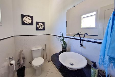 Casa de condomínio à venda com 483m², 7 quartos e 4 vagasLavabo