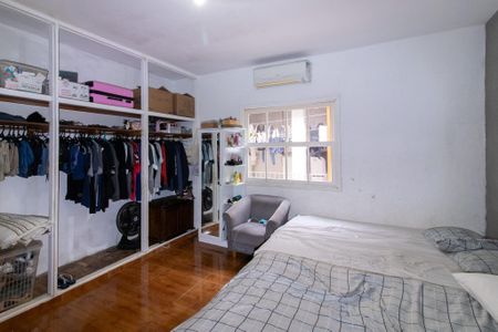 Casa à venda com 152m², 2 quartos e 2 vagasQuarto