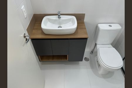 Apartamento para alugar com 55m², 2 quartos e 1 vagaBanheiro