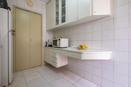 Apartamento à venda com 85m², 2 quartos e 2 vagasCozinha