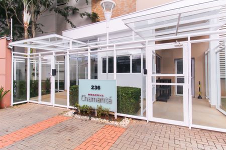 Apartamento para alugar com 87m², 2 quartos e 4 vagas Apartamento para alugar com 87m², 2 quartos e 4 vagasFachada