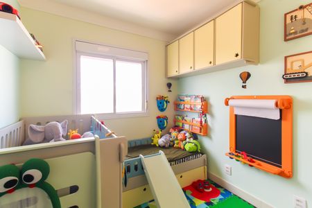 Apartamento para alugar com 87m², 2 quartos e 4 vagas Apartamento para alugar com 87m², 2 quartos e 4 vagasQuarto