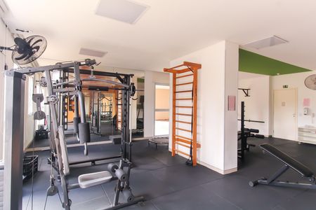 Apartamento para alugar com 87m², 2 quartos e 4 vagas Apartamento para alugar com 87m², 2 quartos e 4 vagasÁrea comum - Academia