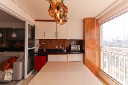 Apartamento para alugar com 87m², 2 quartos e 4 vagas Apartamento para alugar com 87m², 2 quartos e 4 vagasVaranda