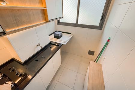 Studio para alugar com 27m², 1 quarto e sem vaga Studio para alugar com 27m², 1 quarto e sem vagaÁrea de Serviço