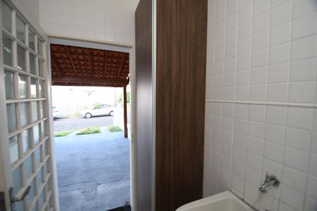 Casa de condomínio à venda com 130m², 3 quartos e 8 vagasÁrea de Serviço