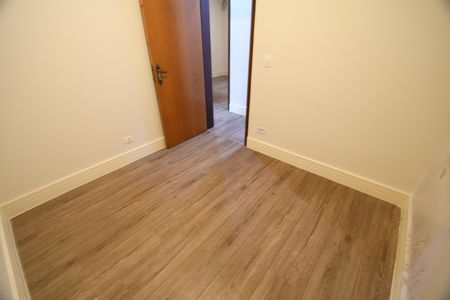 Casa de condomínio à venda com 130m², 3 quartos e 8 vagasQuarto 2