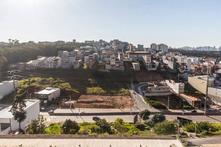 Apartamento à venda com 65m², 2 quartos e 1 vaga Apartamento à venda com 65m², 2 quartos e 1 vagaVista da Sacada