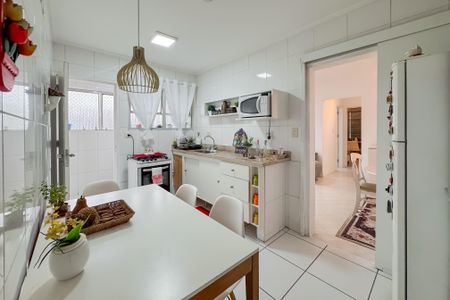 Apartamento à venda com 95m², 2 quartos e 1 vagaCozinha