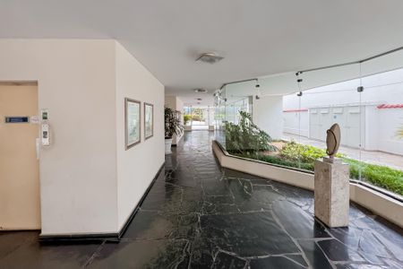 Apartamento à venda com 95m², 2 quartos e 1 vagaHall social