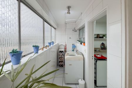 Apartamento à venda com 95m², 2 quartos e 1 vagaÁrea de Serviço