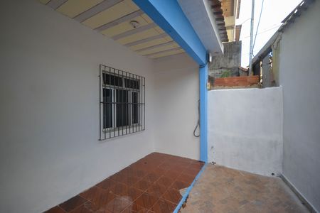 Casa para alugar com 82m², 1 quarto e 1 vaga Casa para alugar com 82m², 1 quarto e 1 vagaVaranda