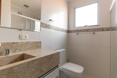 Casa à venda com 170m², 3 quartos e 2 vagasBanheiro Social