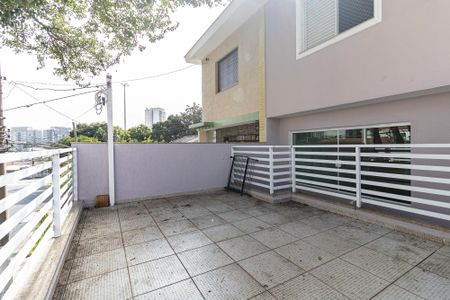 Casa à venda com 170m², 3 quartos e 2 vagasTerraço