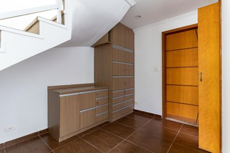 Casa à venda com 170m², 3 quartos e 2 vagasCorredor