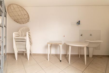 Casa à venda com 170m², 3 quartos e 2 vagasLavanderia