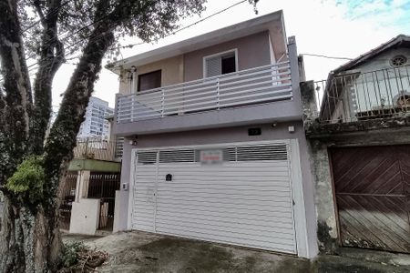 Casa à venda com 170m², 3 quartos e 2 vagasFachada