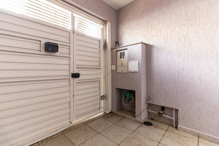 Casa à venda com 170m², 3 quartos e 2 vagasGaragem
