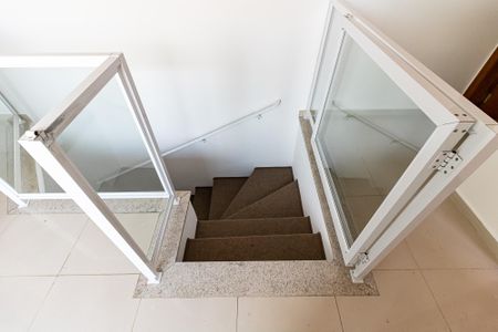 Casa à venda com 170m², 3 quartos e 2 vagasCorredor