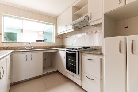 Casa à venda com 170m², 3 quartos e 2 vagasCozinha